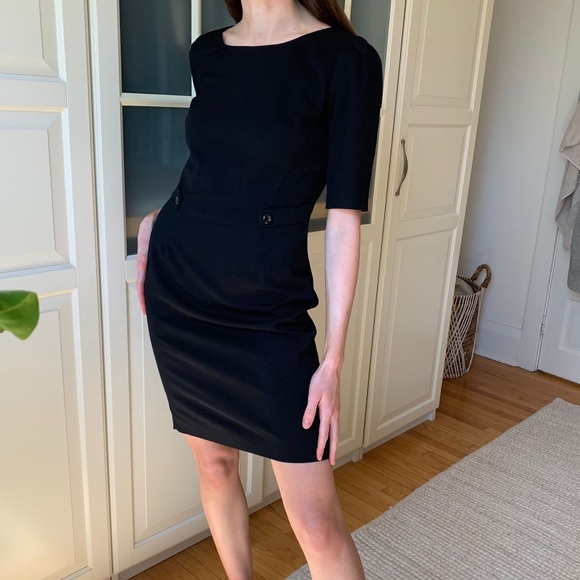 Business Dress - Picture 6 of 6